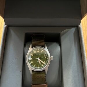 Hamilton Khaki Field Watch 33mm with Green Dial
